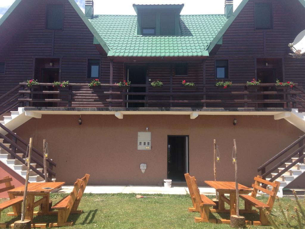 Sun Village Apartments Zabljak Eksteriør billede