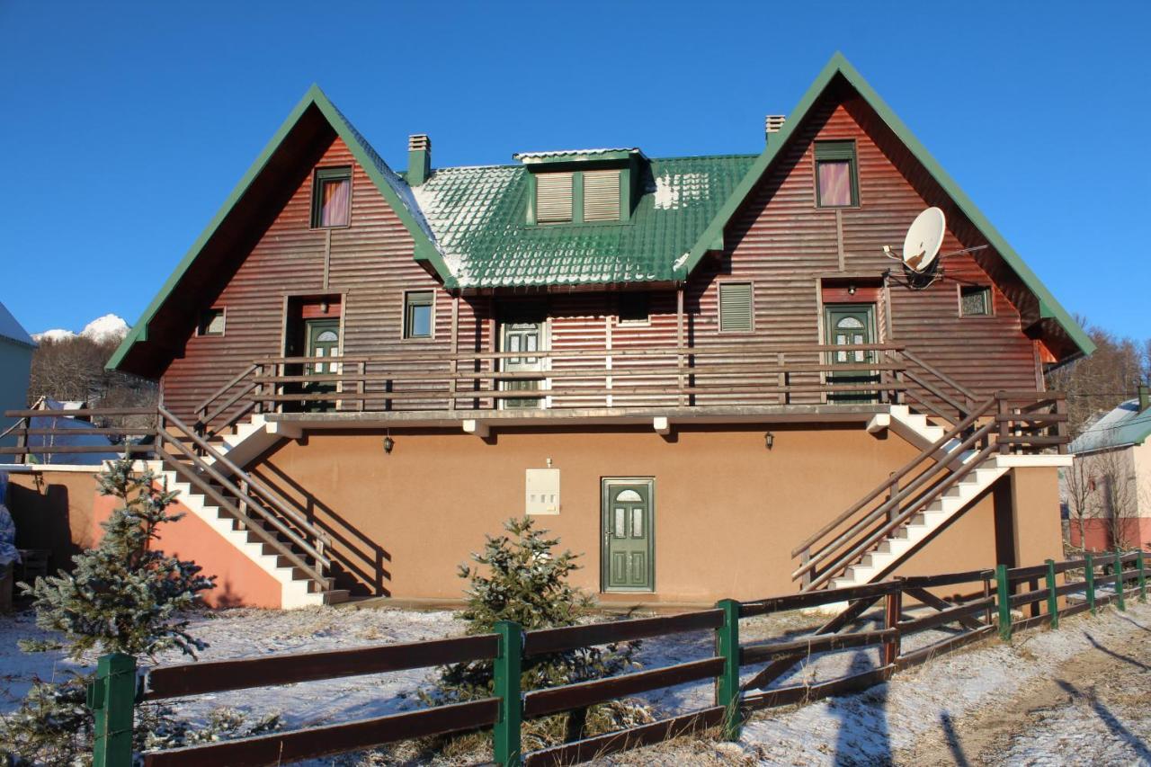 Sun Village Apartments Zabljak Eksteriør billede