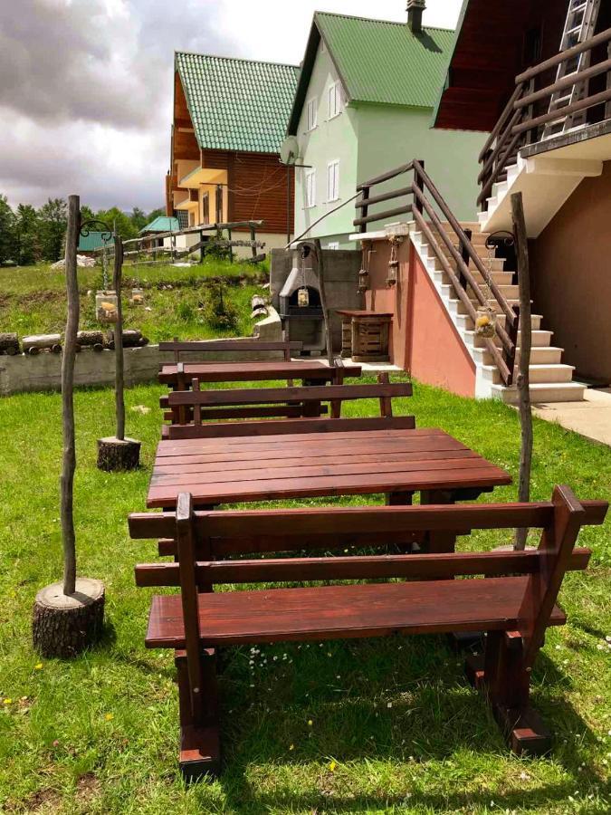 Sun Village Apartments Zabljak Eksteriør billede